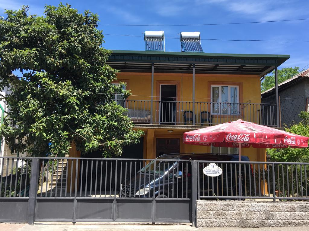 Suliko Guest House Batumi Eksteriør billede